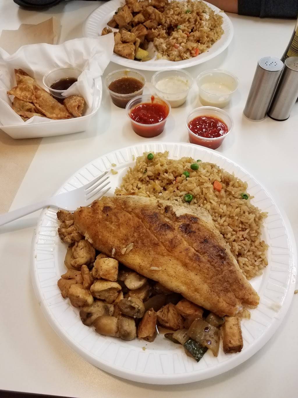 Bentto Japanese Express | restaurant | 721 S Main St, Danville, VA 24541, USA | 4347979191 OR +1 434-797-9191