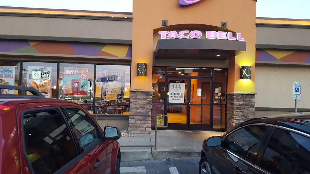 Taco Bell | meal takeaway | 1670 Fort Campbell Blvd, Clarksville, TN 37042, USA | 9315529449 OR +1 931-552-9449