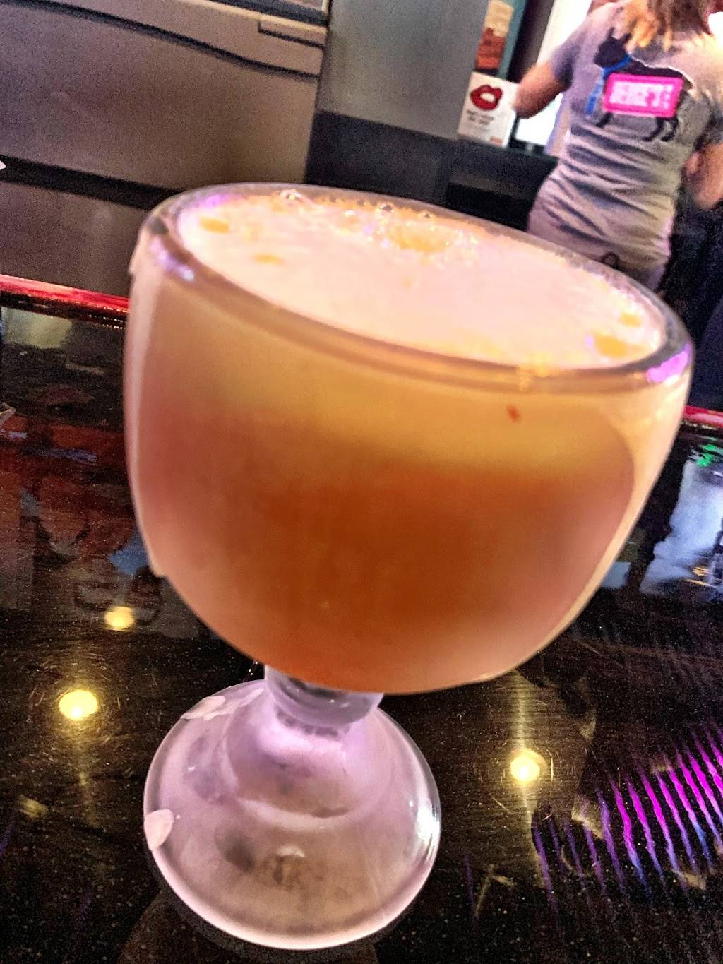 Deuces Bar | restaurant | 2110 W Northwest Hwy Suite A, Dallas, TX 75220, USA | 4694668218 OR +1 469-466-8218