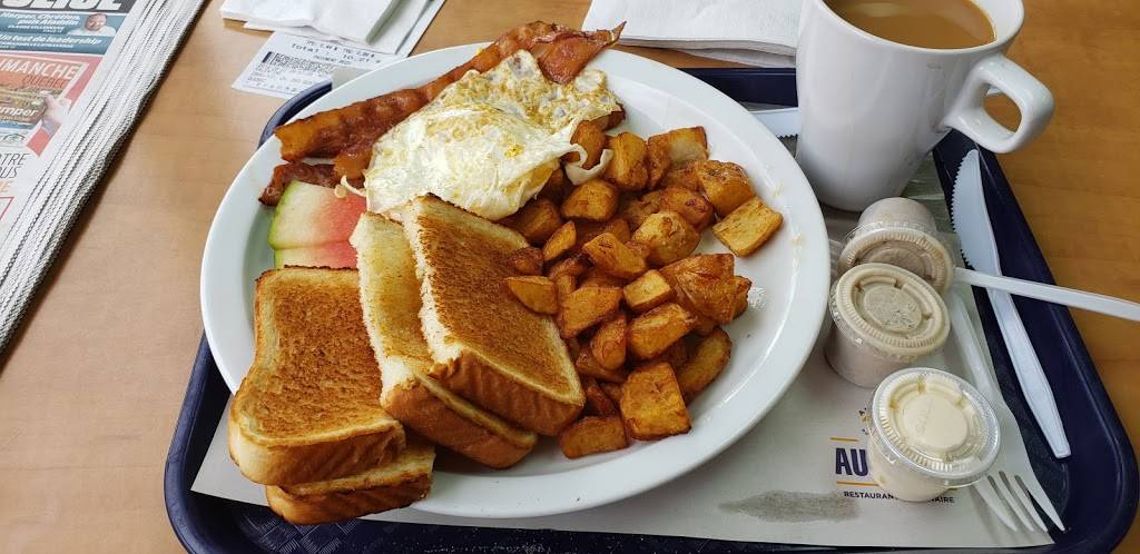 Valentine | restaurant | 2860 Chemin des Quatre-Bourgeois, Québec, QC G1V 1Y3, Canada | 4186584348 OR +1 418-658-4348