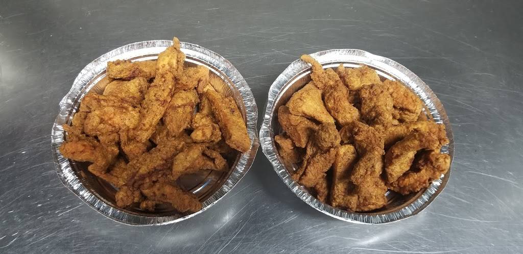 La Playa | restaurant | 87-16 Rockaway Beach Blvd, Far Rockaway, NY 11693, USA | 7183188435 OR +1 718-318-8435