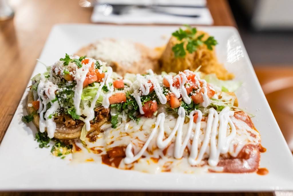 El Jefe | restaurant | 101 W Mission Blvd #101, Pomona, CA 91766, USA | 9094616410 OR +1 909-461-6410