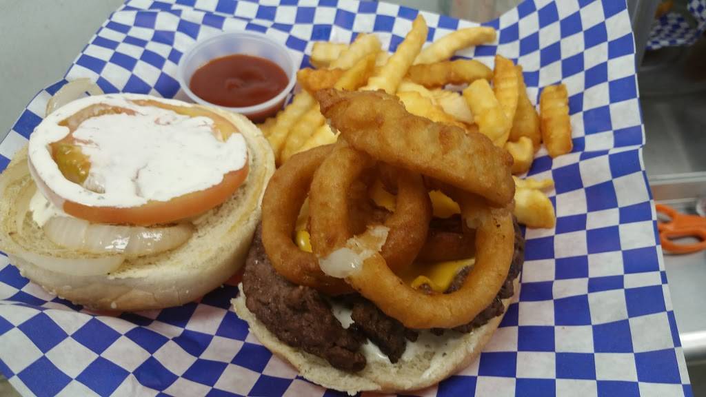 Wally Burger | restaurant | 10222 N 43rd Ave #7, Glendale, AZ 85302, USA | 6239345050 OR +1 623-934-5050