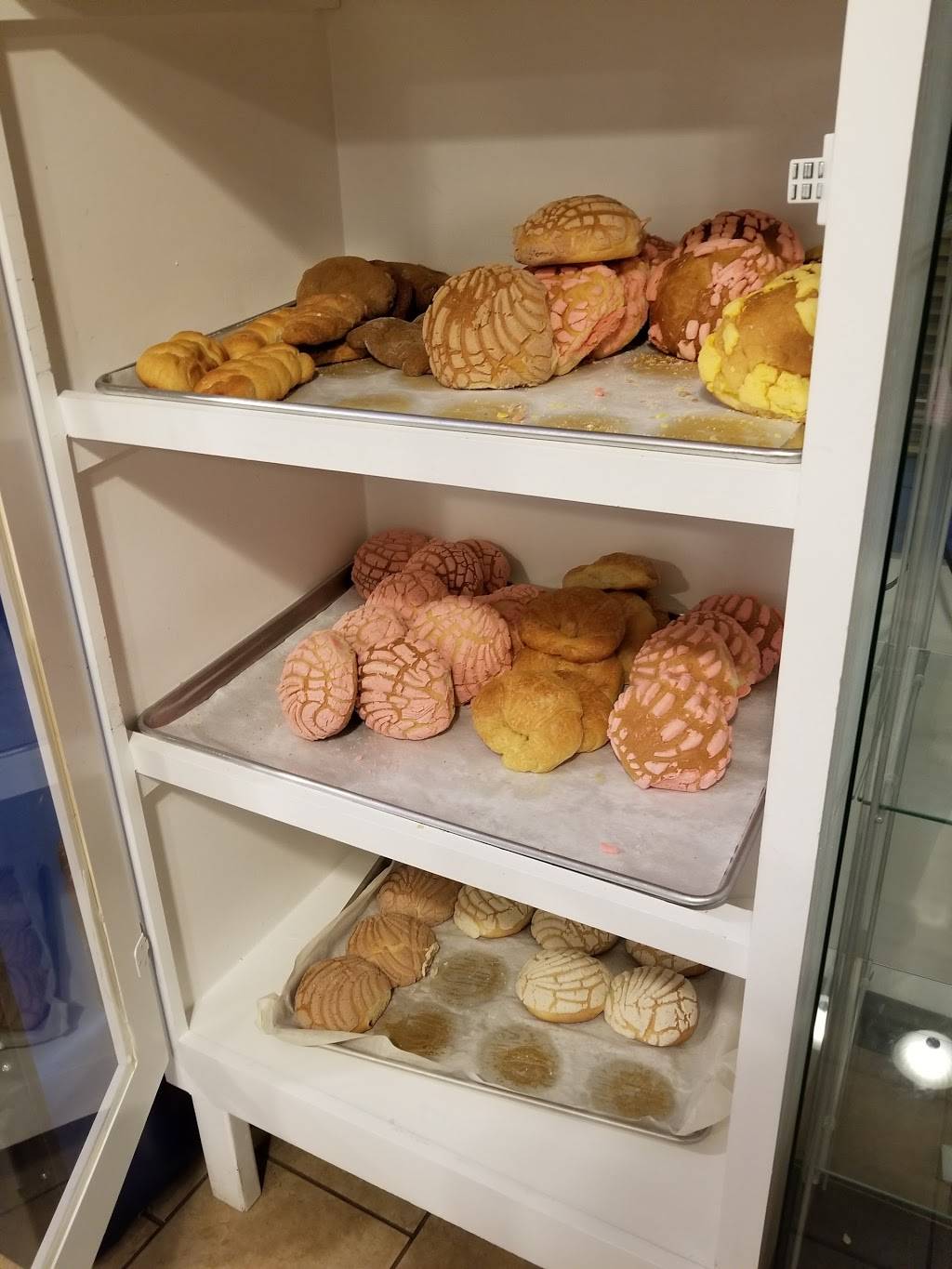 Molinas Tortilleria & Restaurant | restaurant | 309 E Travis St, Mexia, TX 76667, USA | 2544725161 OR +1 254-472-5161