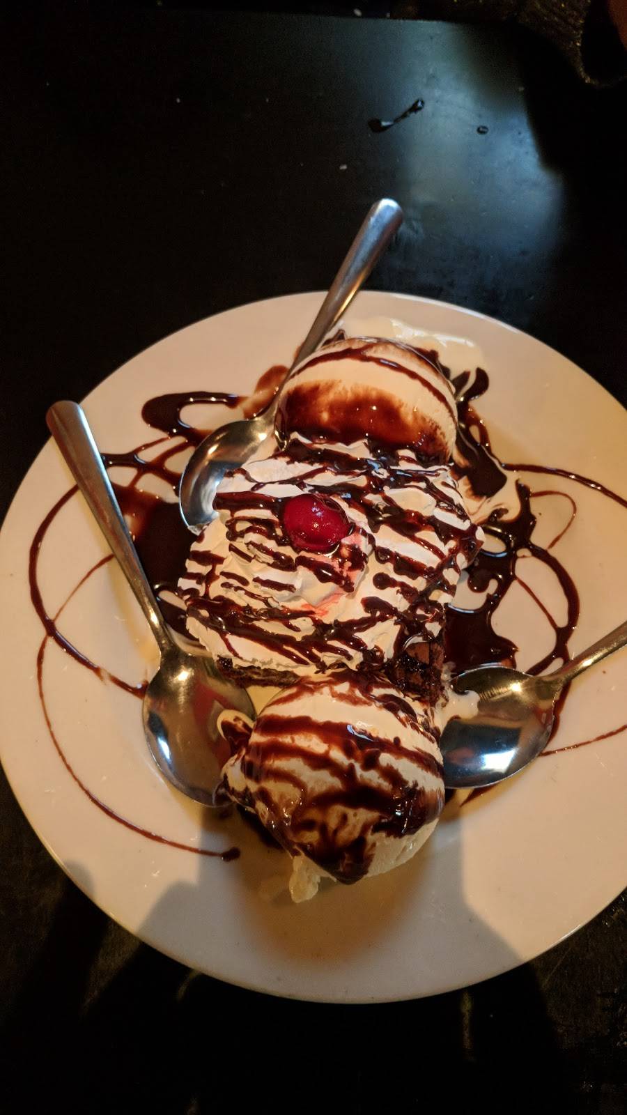 Big Chow Grill | restaurant | 1 Galleria Parkway #1B1, Atlanta, GA 30339, USA | 7704052464 OR +1 770-405-2464