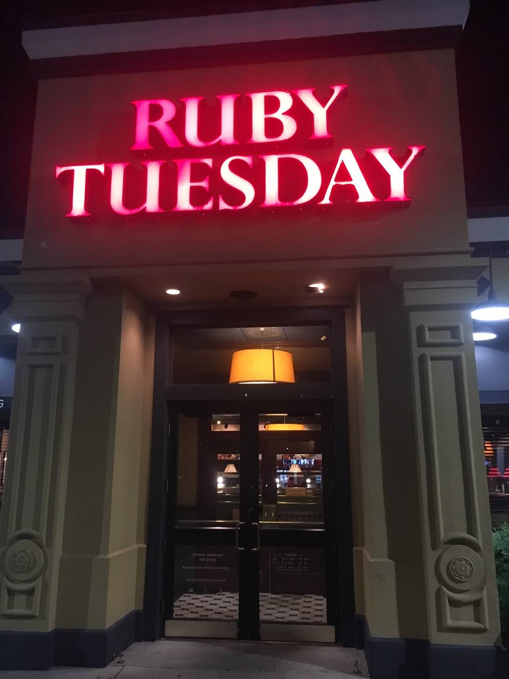 Ruby Tuesday | restaurant | 4488 Virginia Beach Blvd, Virginia Beach, VA 23462, USA | 7574903930 OR +1 757-490-3930