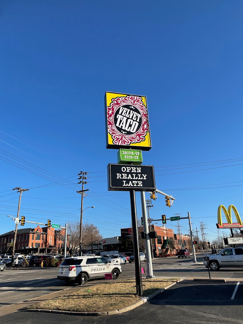 Velvet Taco | restaurant | 1444 S Peoria Ave, Tulsa, OK 74120, USA | 9182215881 OR +1 918-221-5881