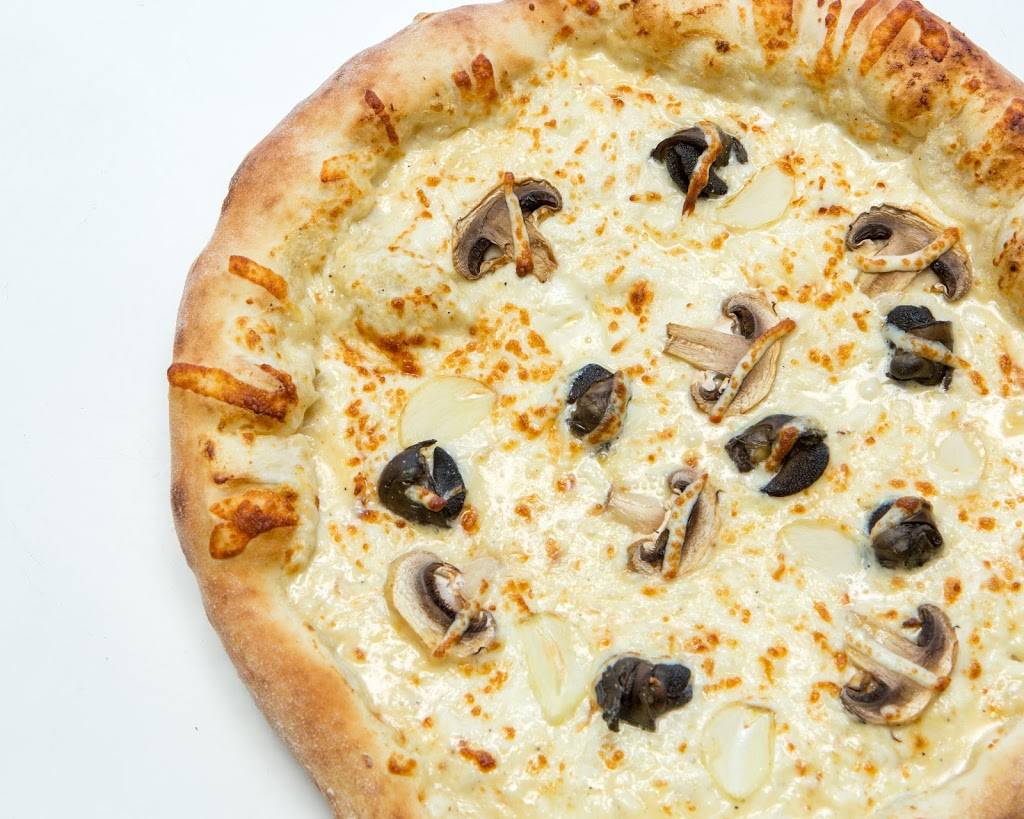 Fusion Sushi & Pizza | restaurant | 6238 Boul St-Laurent, Montréal, QC H2S 3C2, Canada | 5148199955 OR +1 514-819-9955