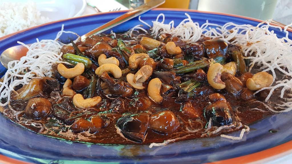 Emerald Thai Cuisine | restaurant | 9315 Venice Blvd, Culver City, CA 90232, USA | 3108366860 OR +1 310-836-6860