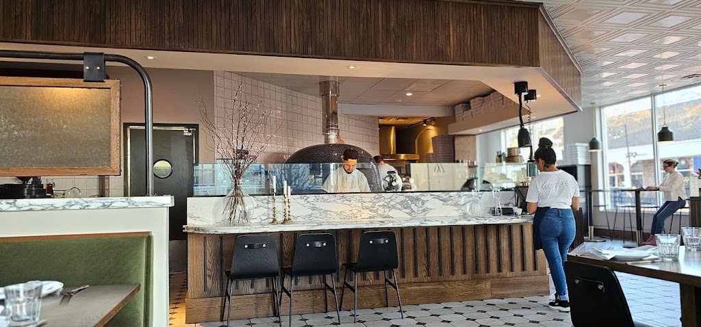 Mother Pizzeria | restaurant | 49 Long Wharf Mall, Newport, RI 02840, USA | 4013245500 OR +1 401-324-5500