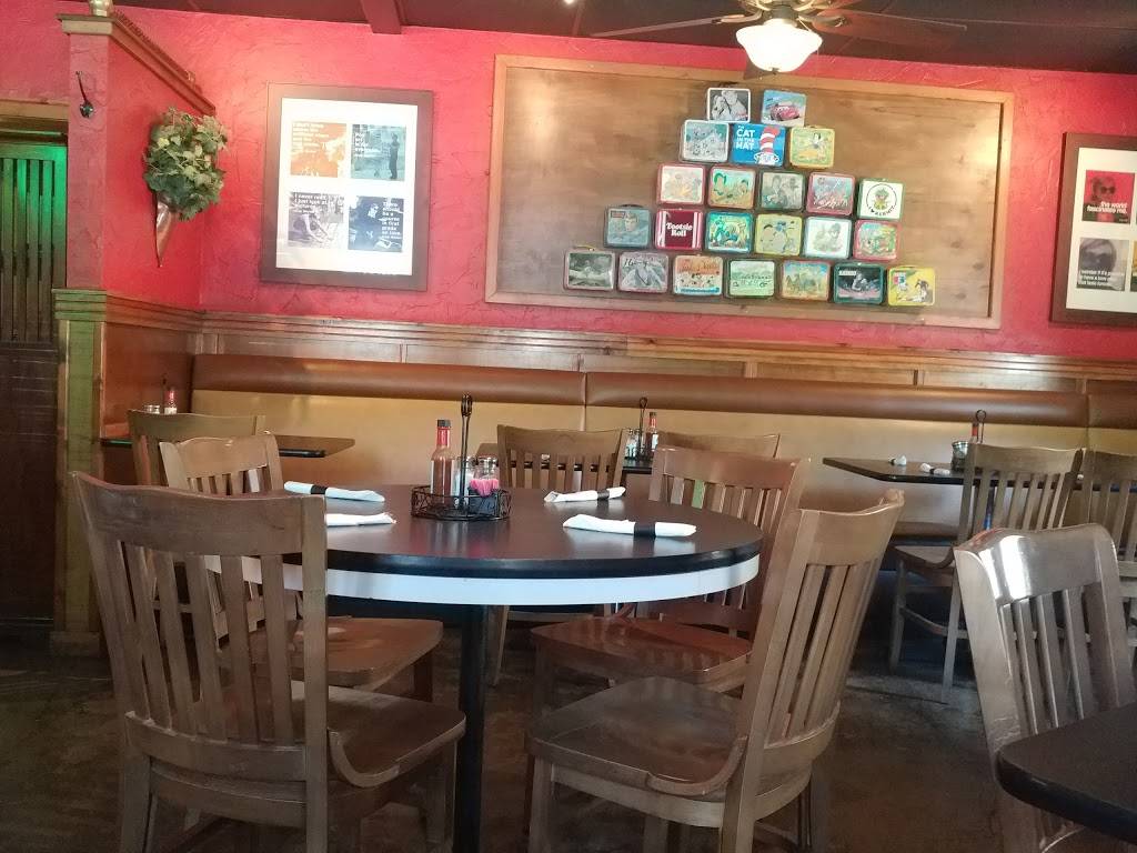 Shaws Patio Bar & Grill | restaurant | 1051 W Magnolia Ave, Fort Worth, TX 76104, USA | 8179262116 OR +1 817-926-2116