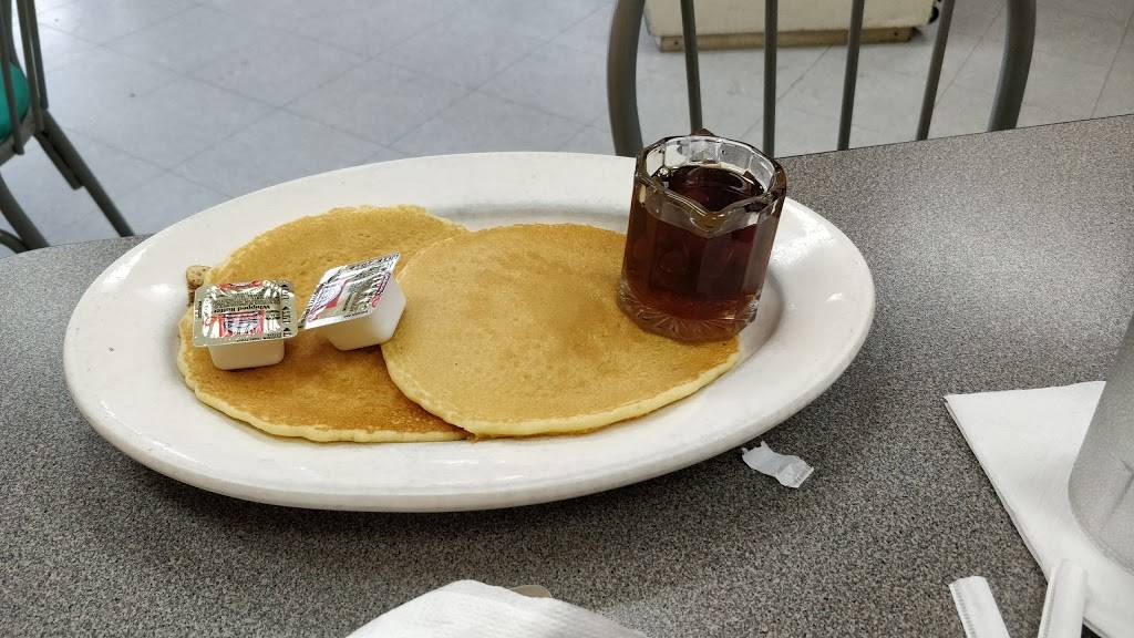 Uptown Cafe Binford | restaurant | 6404-6438 Rucker Rd, Indianapolis, IN 46220, USA | 3174669631 OR +1 317-466-9631