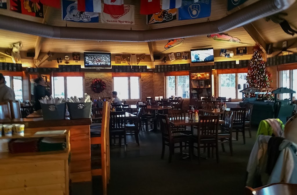 Famers Sports Bar & Grill | restaurant | N3332 Pine Mountain Rd, Iron Mountain, MI 49801, USA | 9067742747 OR +1 906-774-2747