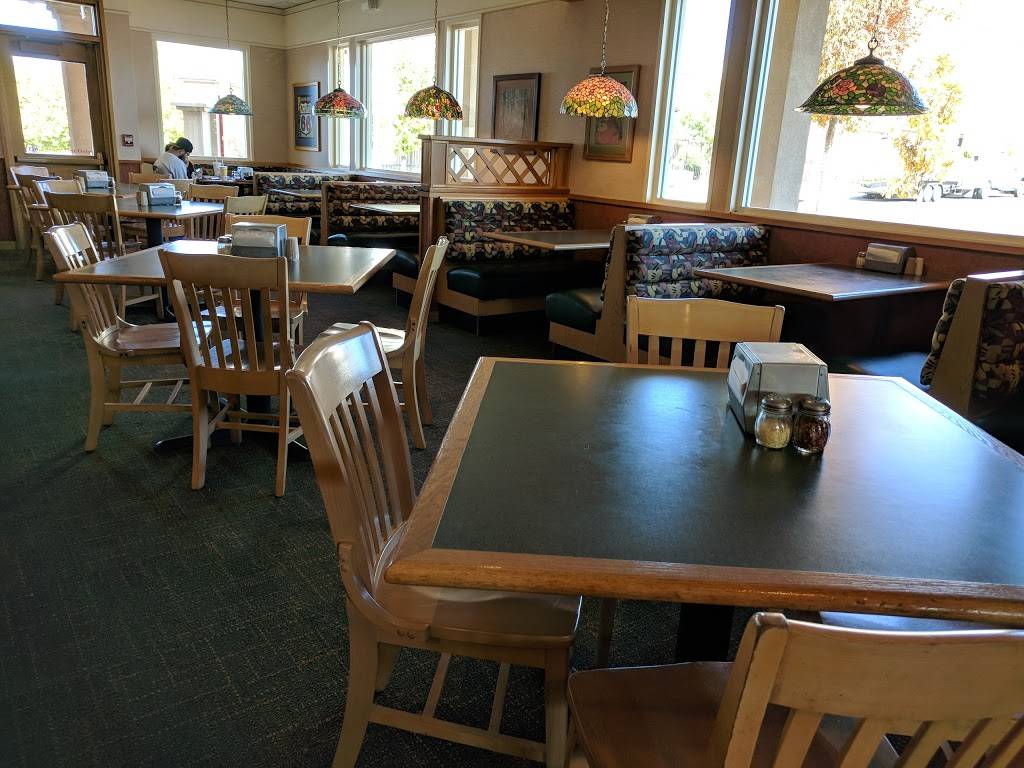 Dions | restaurant | 1600 Towne Center Ln, Albuquerque, NM 87106, USA | 5052481010 OR +1 505-248-1010