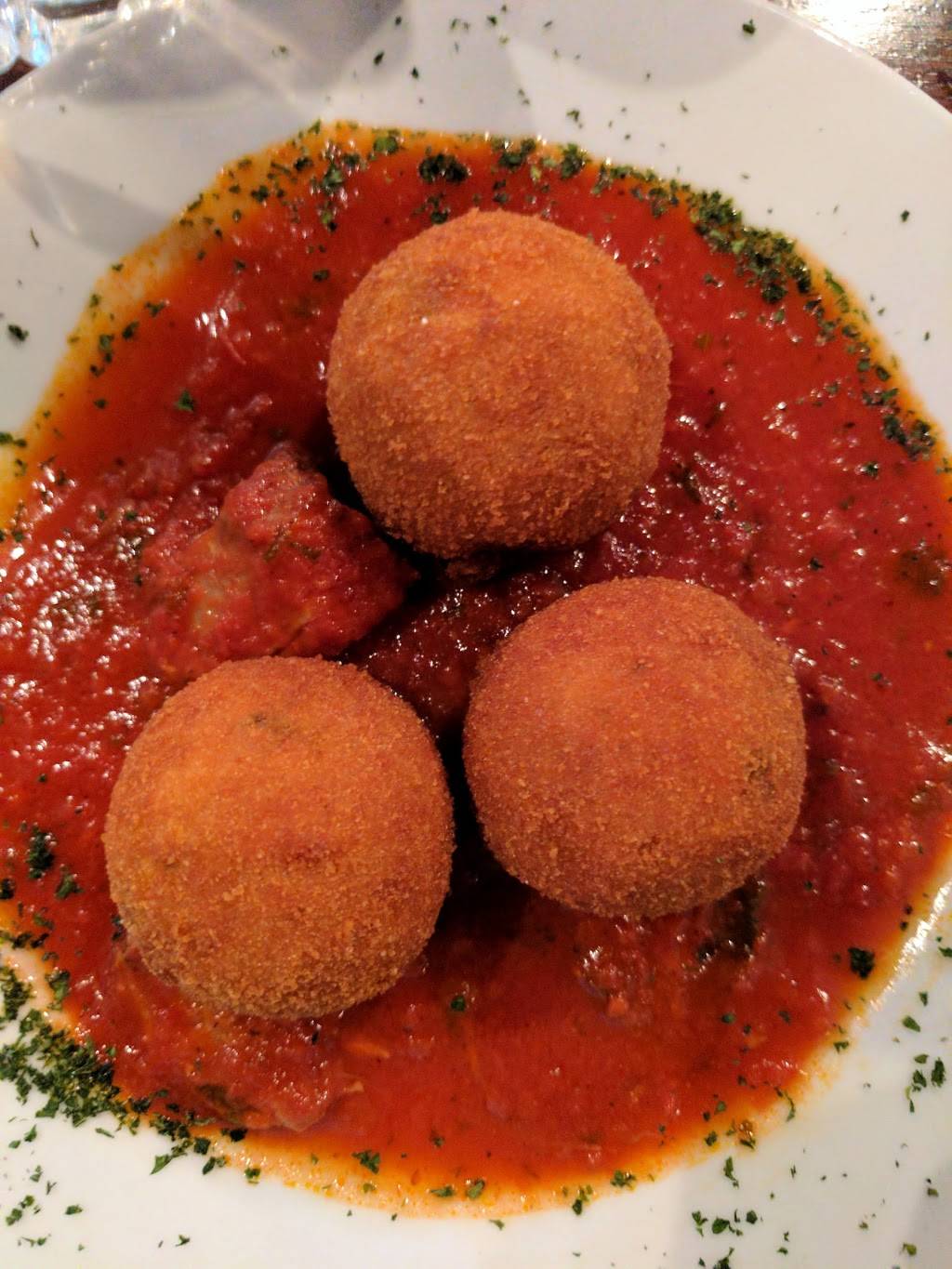 Gallos Kitchen & Bar | restaurant | 2820 Nottingham Rd, Columbus, OH 43221, USA | 6147548176 OR +1 614-754-8176