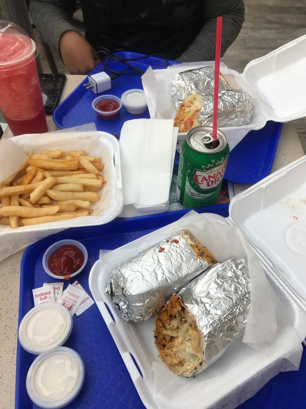 Gaters | restaurant | 2083 Newpark Mall Rd, Newark, CA 94560, USA | 5104949977 OR +1 510-494-9977