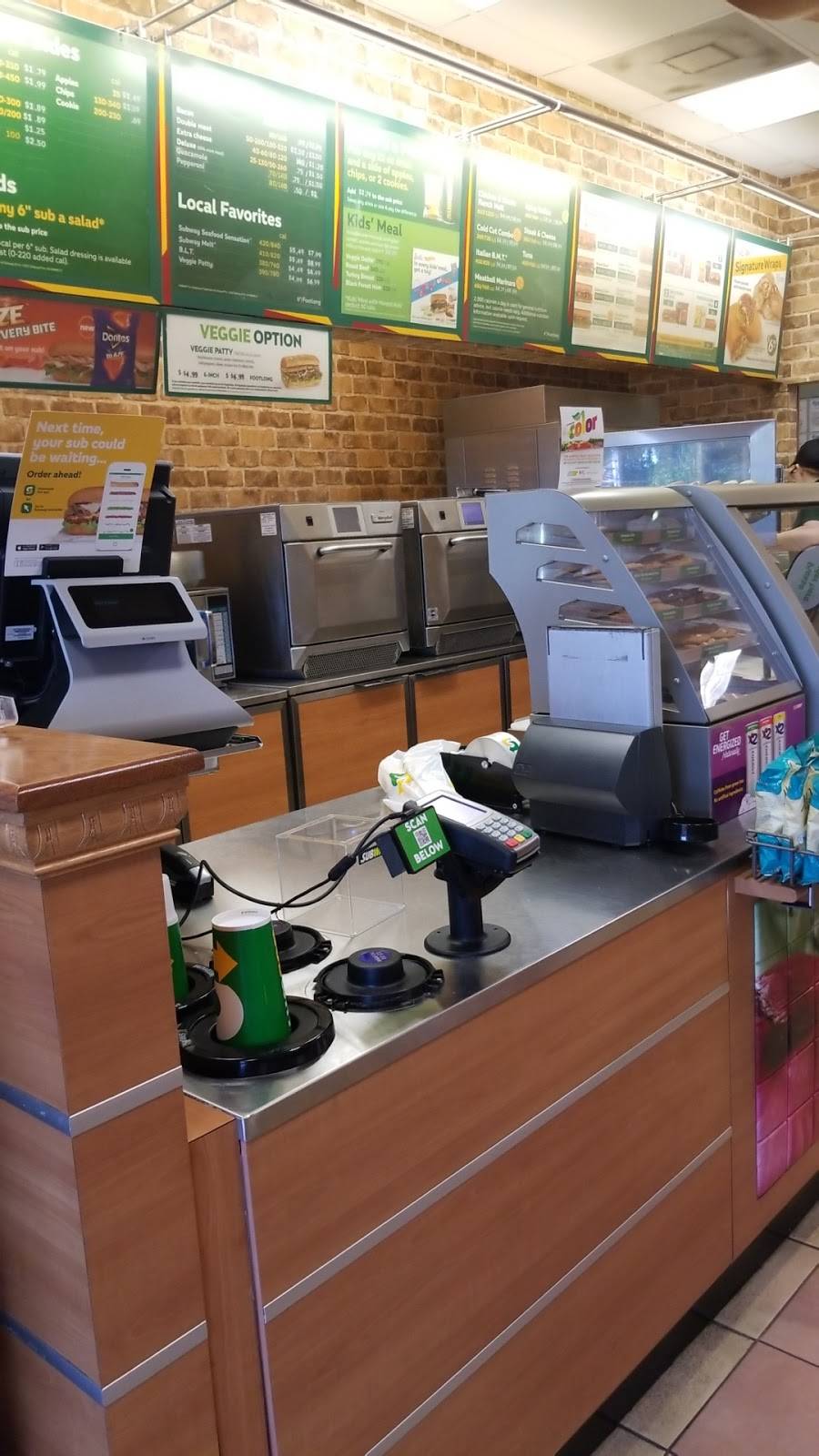 Subway Restaurants | restaurant | 12620-10 Beach Blvd, Jacksonville, FL 32246, USA | 9049969435 OR +1 904-996-9435