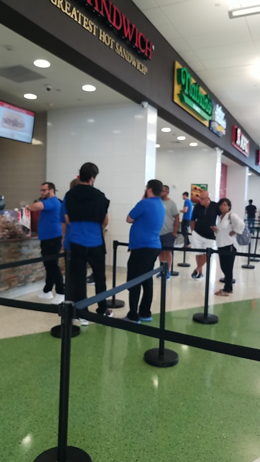 Earl of Sandwich | restaurant | Fort Drum Service Plaza, 184 Floridas Turnpike, Okeechobee, FL 34972, USA | 7726725171 OR +1 772-672-5171