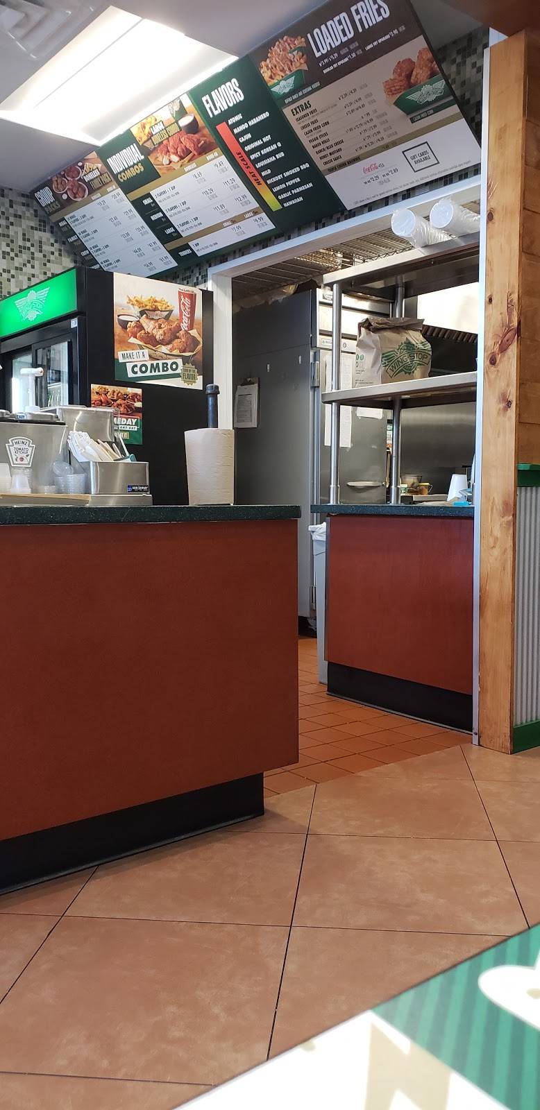 Wingstop | restaurant | 3850 College St Ste 200, Beaumont, TX 77701, USA | 4092139464 OR +1 409-213-9464