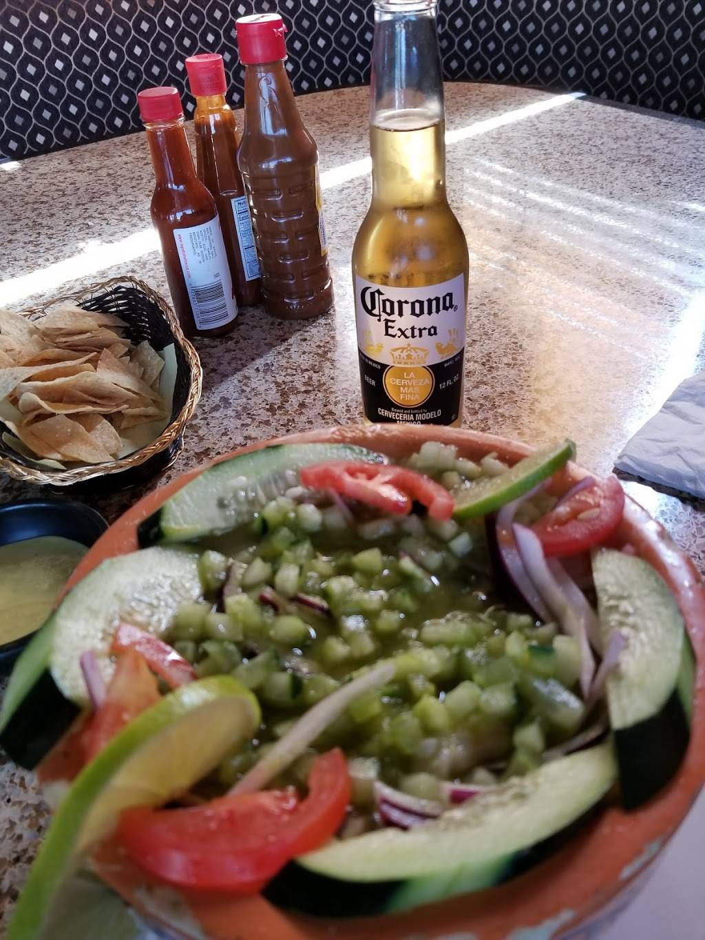 Mariscos El Barco Mexican Restaurant | restaurant | 1390 W 6th St #112, Corona, CA 92882, USA | 9513729000 OR +1 951-372-9000