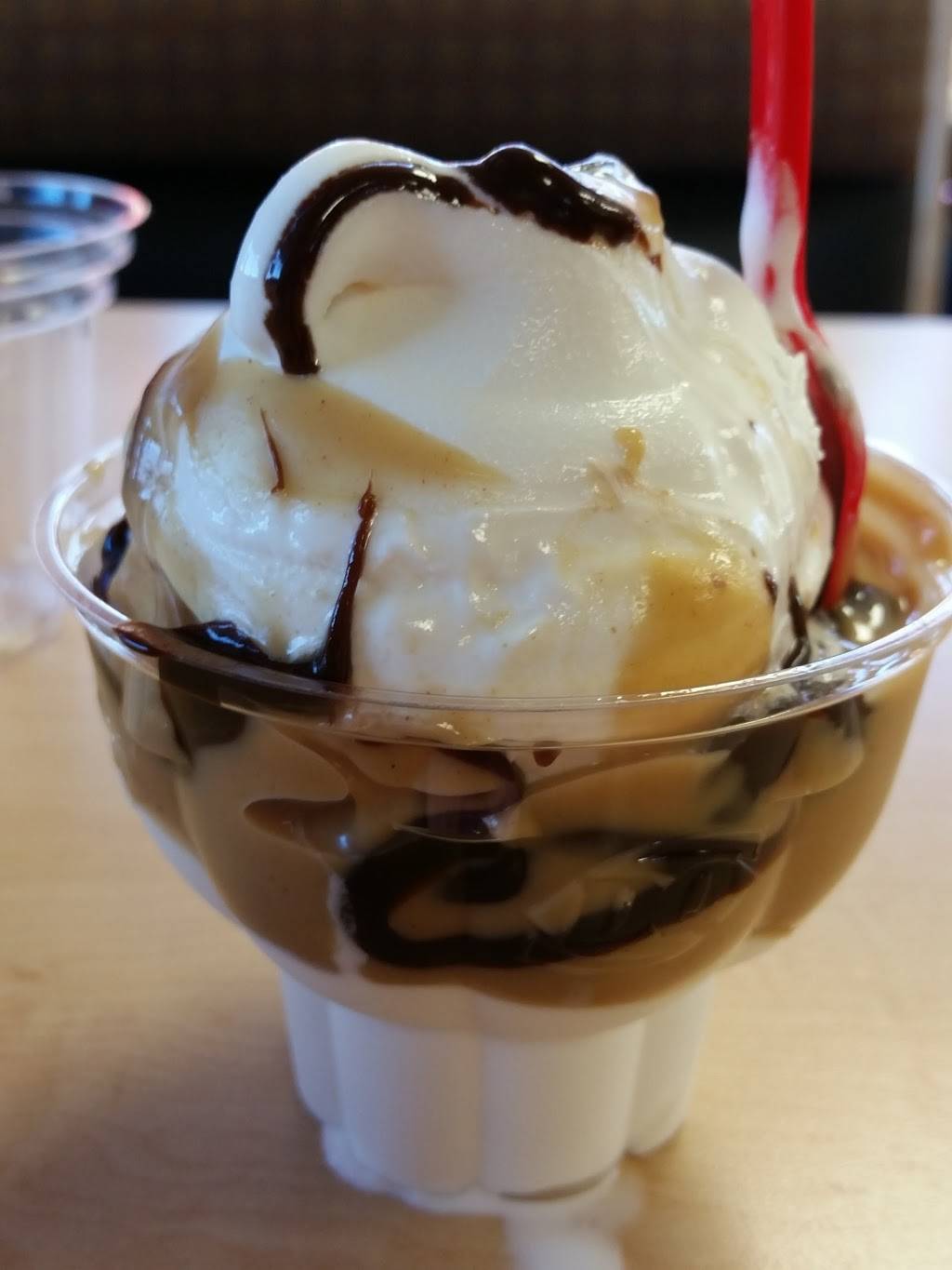 Dairy Queen Grill & Chill | restaurant | 22 Big Hill Dr, Beattyville, KY 41311, USA | 6064643242 OR +1 606-464-3242