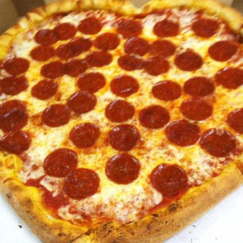 Roccos NY Pizza & Subs | restaurant | 62 Plaza St NE # E, Leesburg, VA 20176, USA | 7034438500 OR +1 703-443-8500