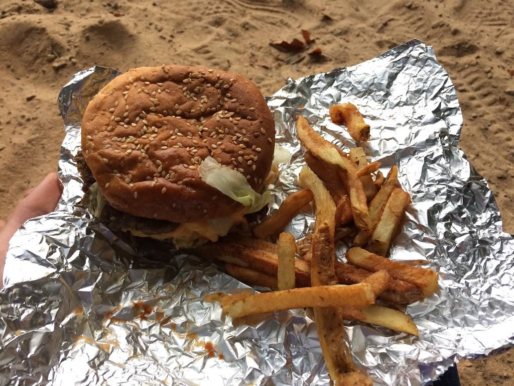 Five Guys | meal takeaway | 9749 Northlake Centre Pkwy, Charlotte, NC 28216, USA | 7045962292 OR +1 704-596-2292