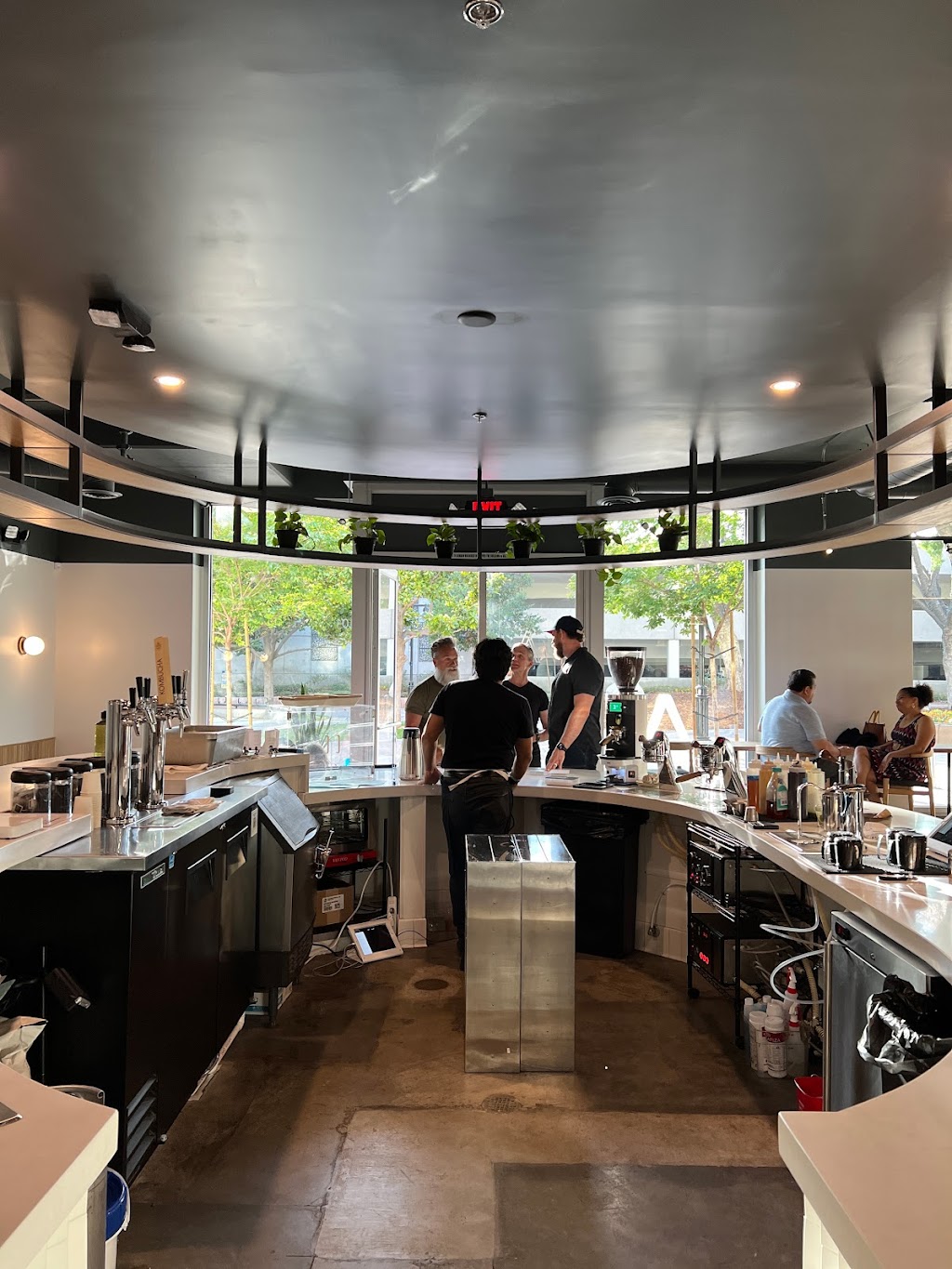 Arcade Downtown | restaurant | 3870 Main St #101, Riverside, CA 92501, USA | 9513943809 OR +1 951-394-3809