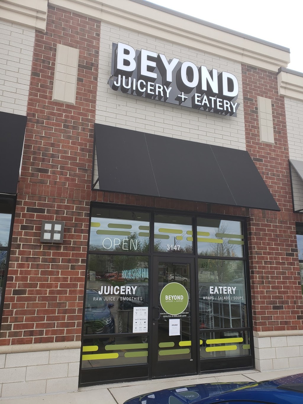 Beyond Juicery + Eatery | restaurant | 3147 S Rochester Rd, Rochester Hills, MI 48307, USA | 2485642838 OR +1 248-564-2838