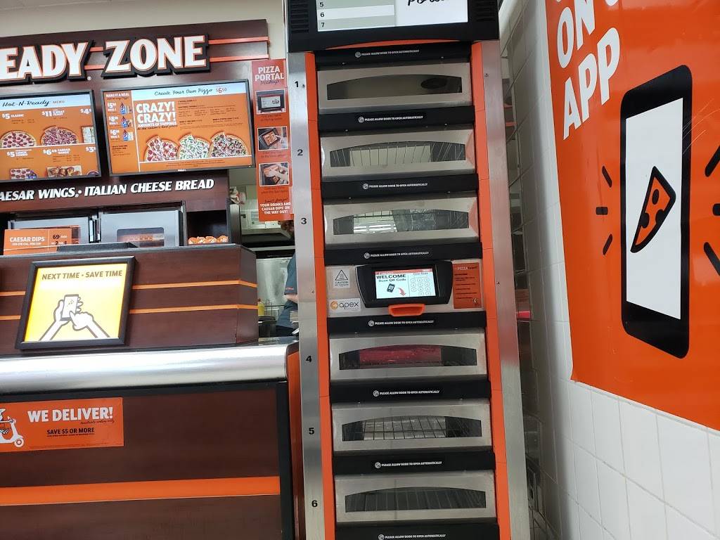 Little Caesars Pizza | meal delivery | 2010 Lamar Ave, Paris, TX 75460, USA | 9037378422 OR +1 903-737-8422