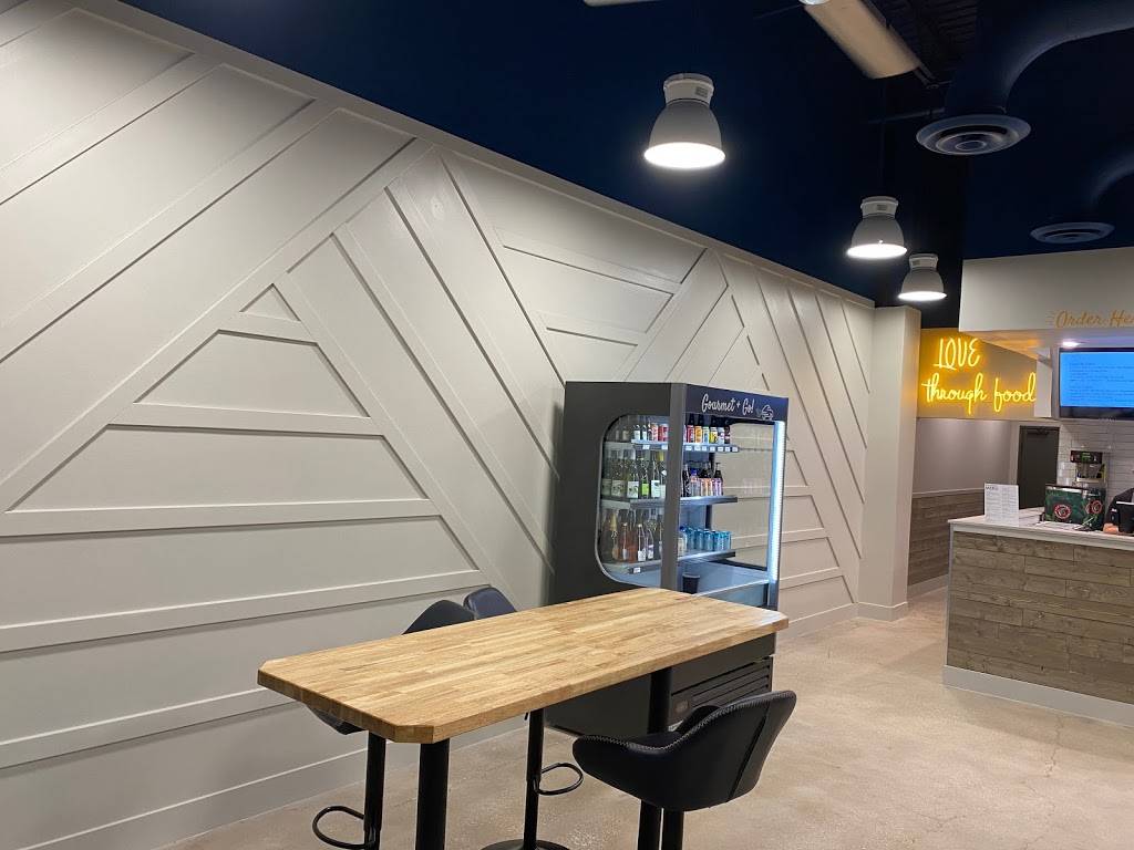 Mays Eats Gourmet To Go | restaurant | 3400 Corinth Pkwy, Corinth, TX 76208, USA | 9404982516 OR +1 940-498-2516