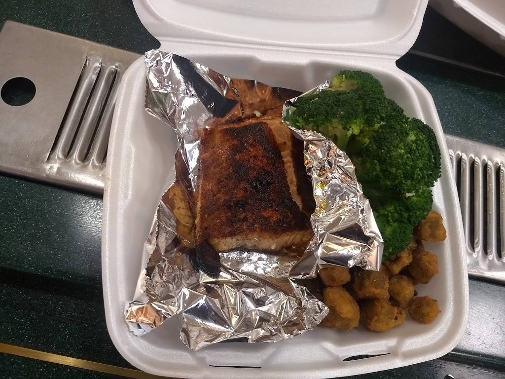 Lubys | restaurant | 11743 Eastex Fwy, Houston, TX 77039, USA | 2815904336 OR +1 281-590-4336