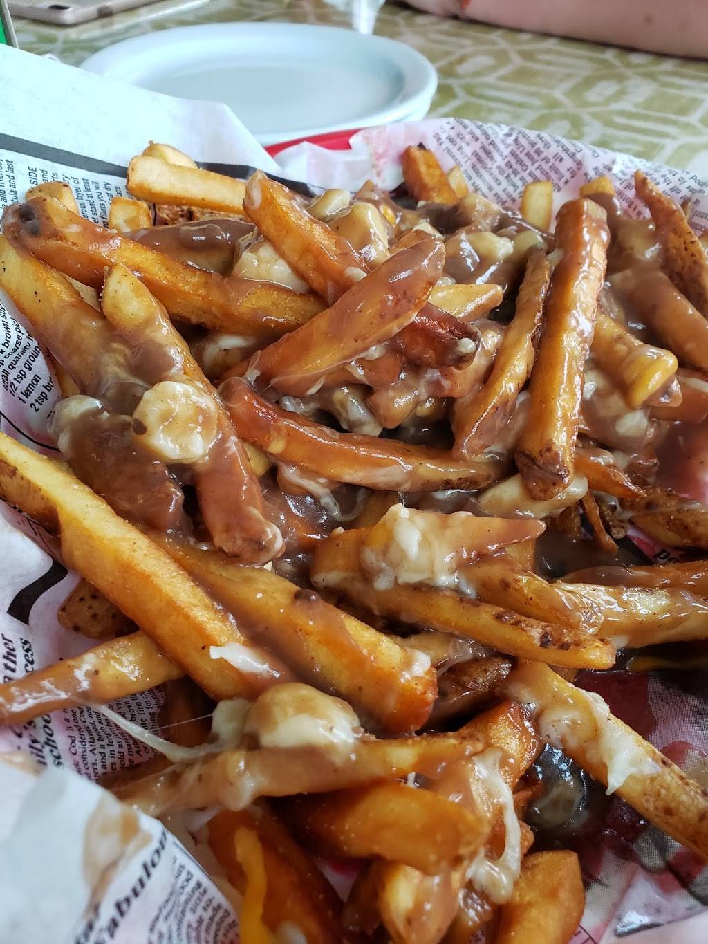 Marleys Bar and Grill Seasonal Restaurant | restaurant | 17 Fire Rte 82B, Buckhorn, ON K0L 1J0, Canada | 7058682545 OR +1 705-868-2545