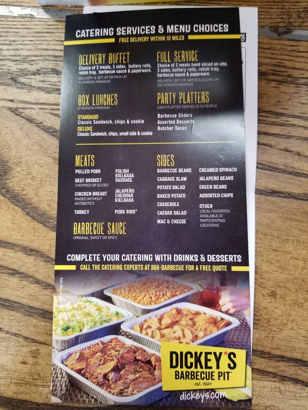 Dickeys Barbecue Pit | restaurant | 541 Woollomes Ave, Delano, CA 93215, USA | 6617209240 OR +1 661-720-9240