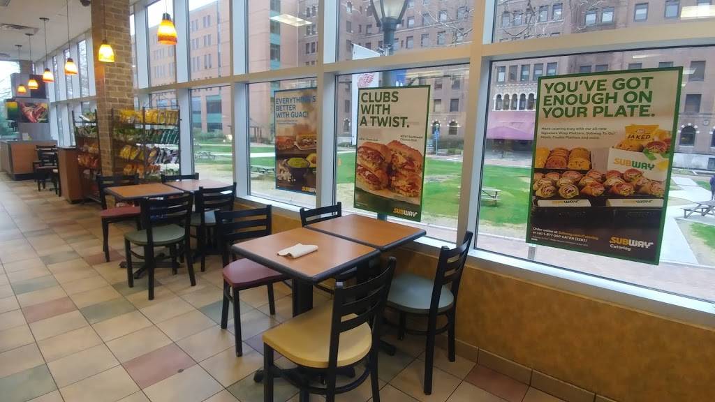 Subway | restaurant | 660 Woodward Ave, Detroit, MI 48226, USA | 3139637770 OR +1 313-963-7770
