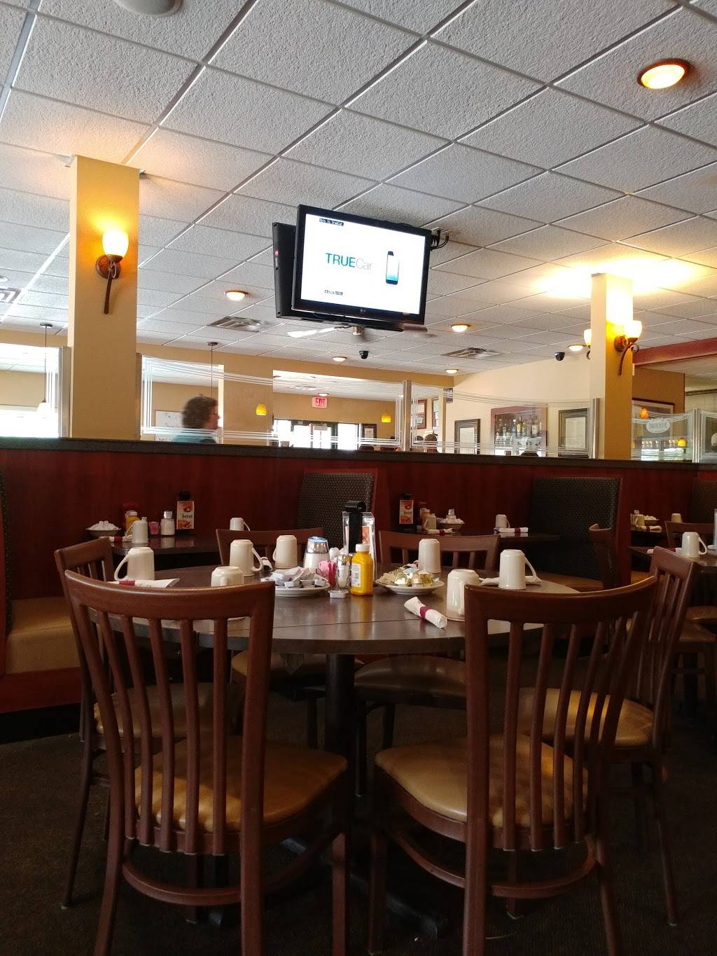 Hi-Way Restaurant Inc | restaurant | 210 W Norris Dr, Ottawa, IL 61350, USA | 8154319431 OR +1 815-431-9431