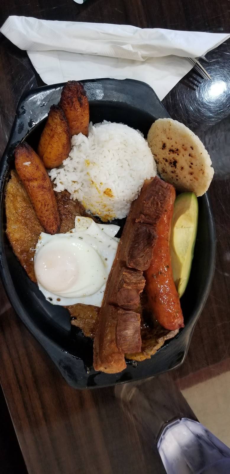 Pal Rancho III | bakery | 12305 Pembroke Rd, Pembroke Pines, FL 33025, USA | 9545053181 OR +1 954-505-3181