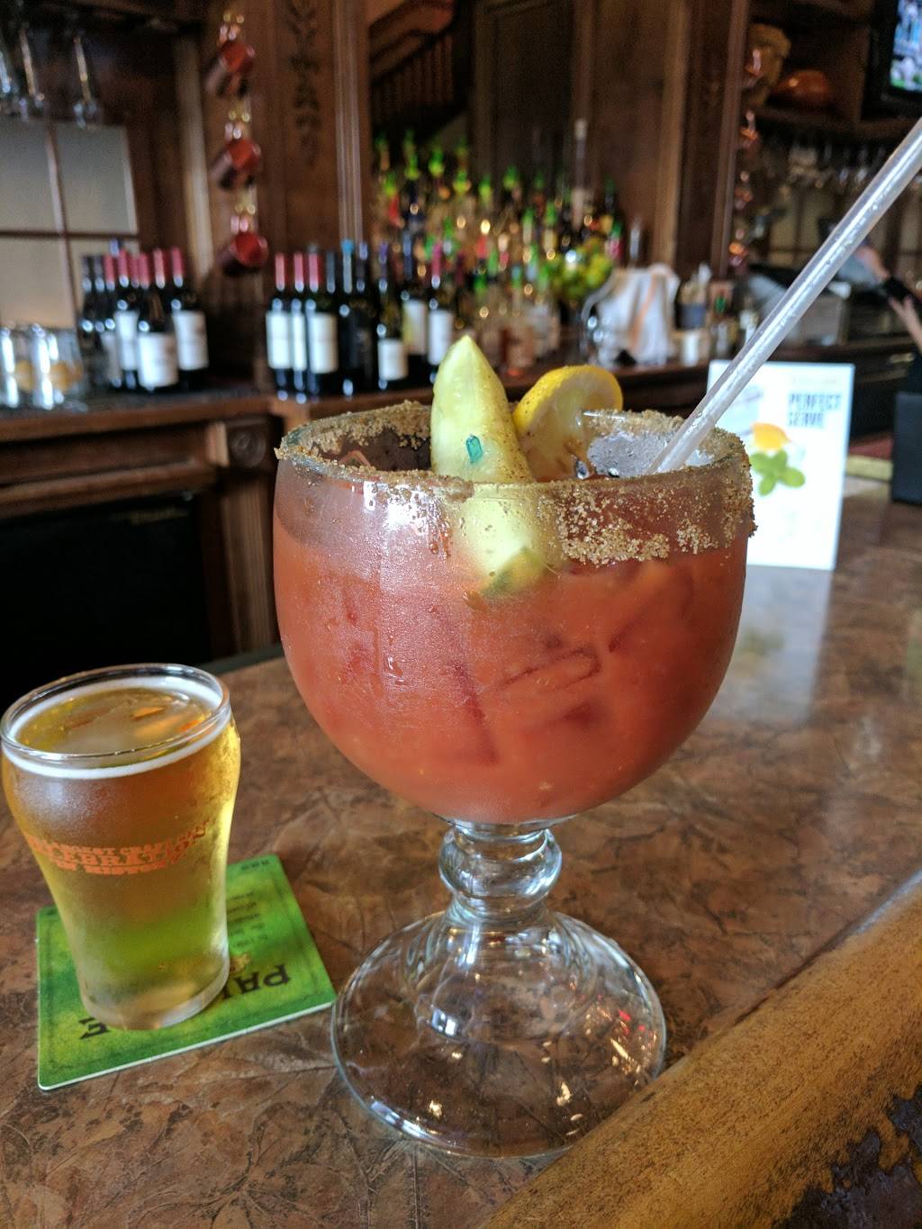 Nickys Lionhead Restaurant | restaurant | 331 Main Ave, De Pere, WI 54115, USA | 9209832991 OR +1 920-983-2991