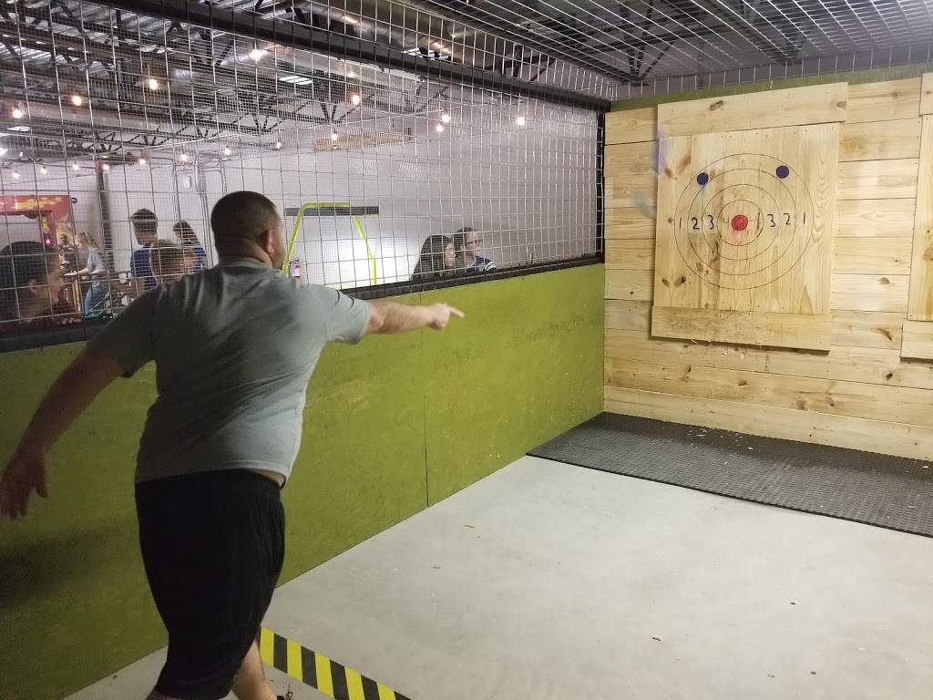 TAC-TX Entertainment | meal takeaway | 2818 Rodd Field Rd, Corpus Christi, TX 78414, USA | 3613715000 OR +1 361-371-5000