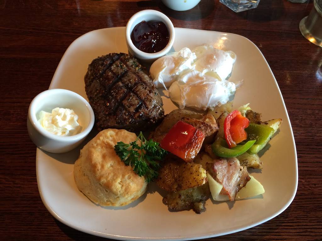 North Harbor Club | restaurant | 100 N Harbor Pl, Davidson, NC 28036, USA | 7048965559 OR +1 704-896-5559