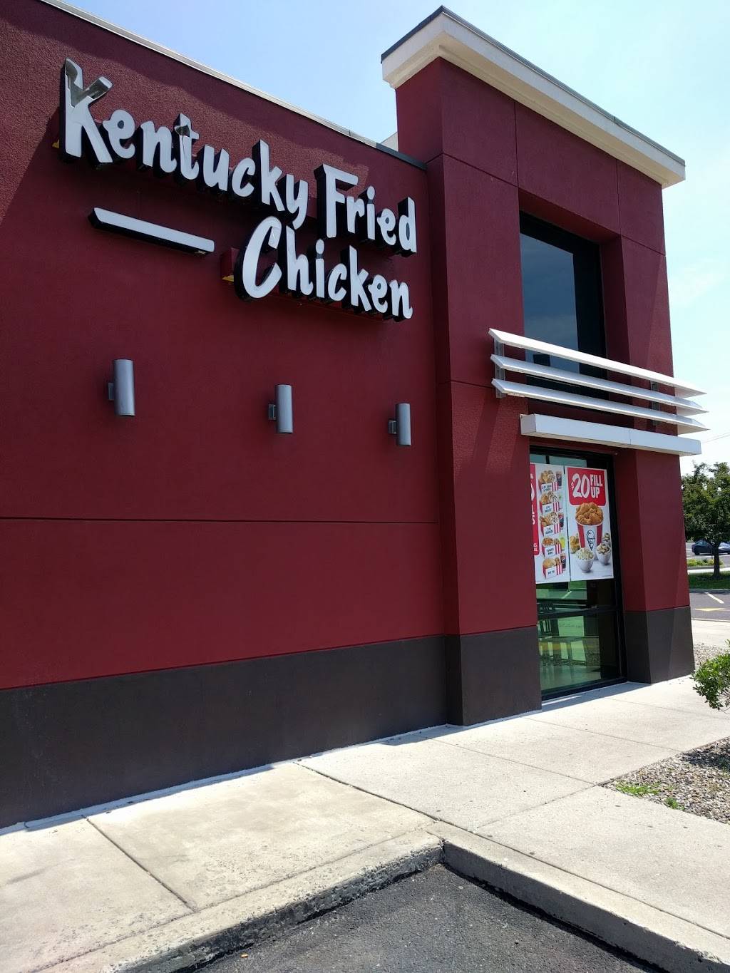 KFC | restaurant | 947 S Township Line Rd, Royersford, PA 19468, USA | 6107924135 OR +1 610-792-4135