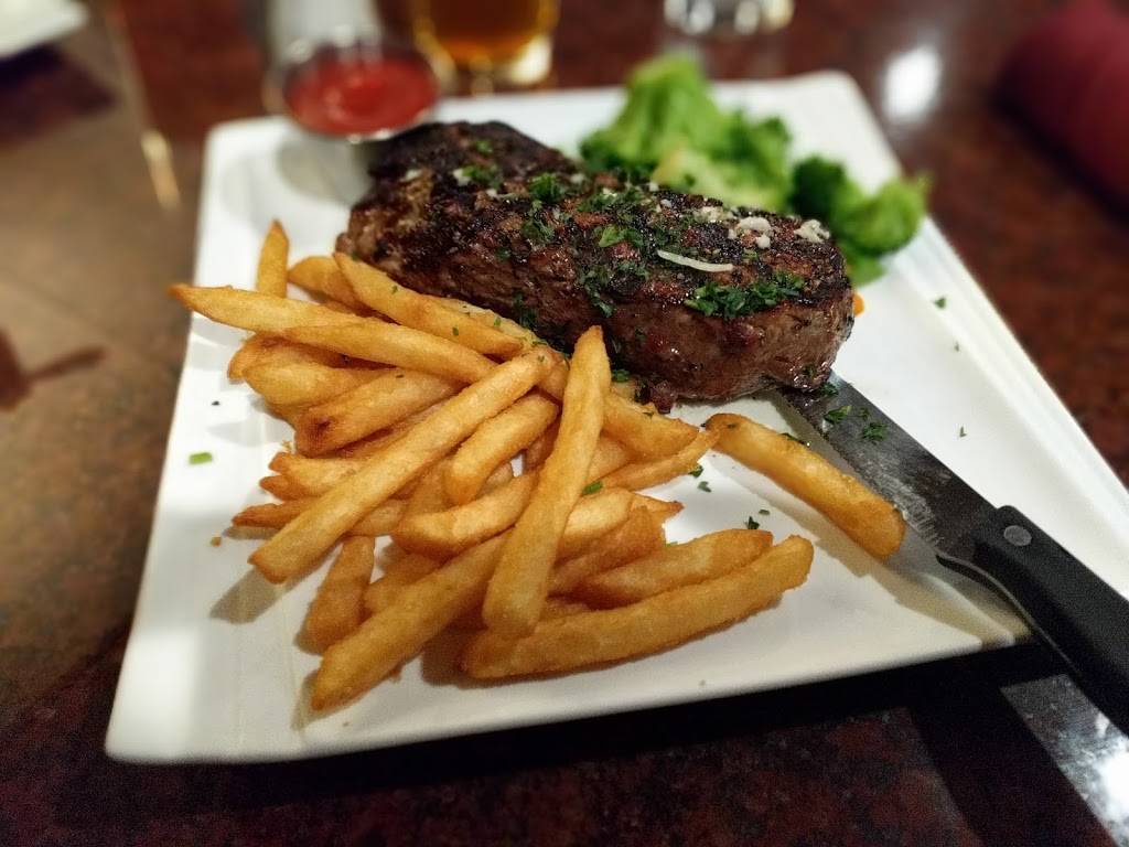 Oakhurst Grill & Whiskey 41 Lounge | restaurant | 40530 CA-41, Oakhurst, CA 93644, USA | 5596412477 OR +1 559-641-2477