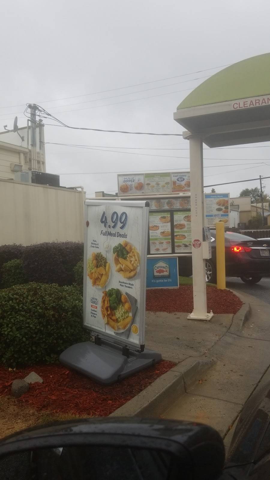 Captain Ds | restaurant | 2460 Pio Nono Ave, Macon, GA 31206, USA | 4787849050 OR +1 478-784-9050