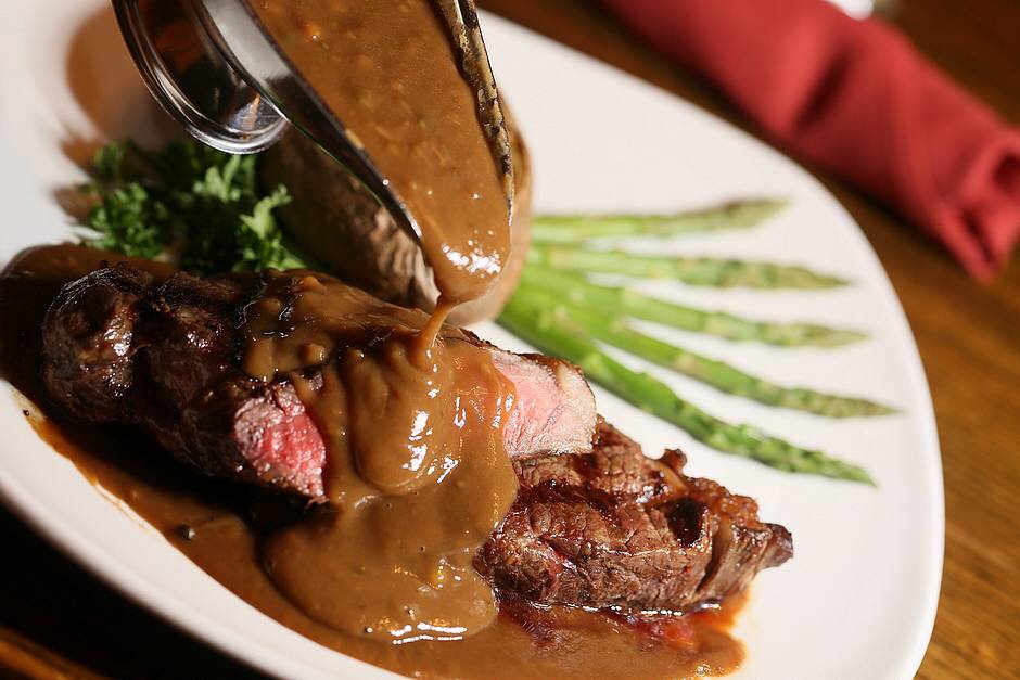 Plumsteadville Inn | restaurant | 5902 Easton Rd, Pipersville, PA 18947, USA | 2157667500 OR +1 215-766-7500