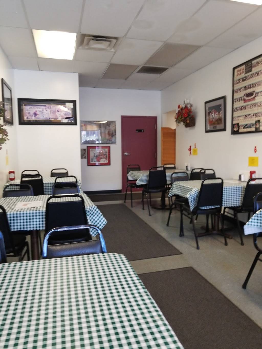 Angilos Pizza | restaurant | 6953 Harrison Ave, Cincinnati, OH 45247, USA | 5135740777 OR +1 513-574-0777