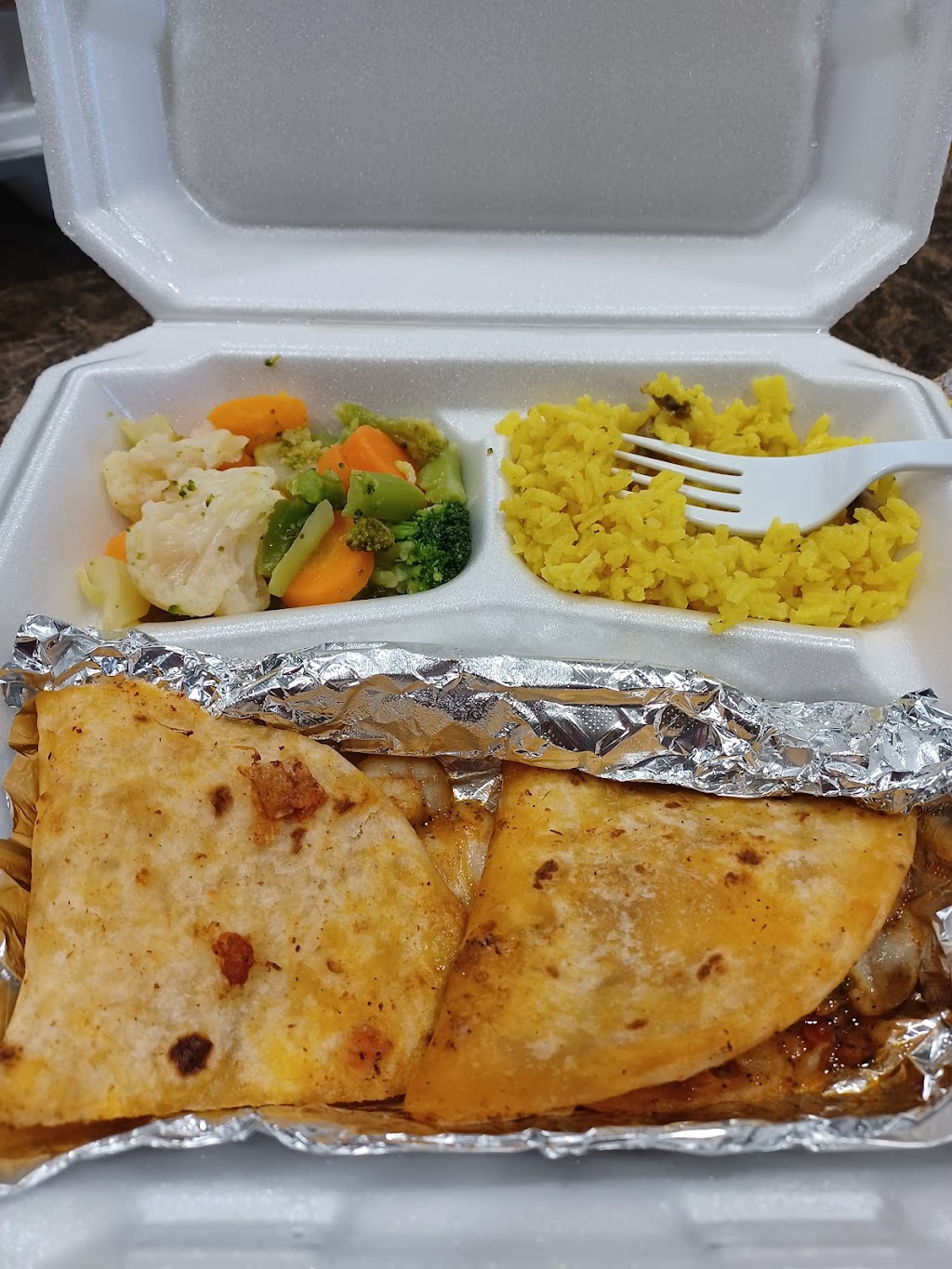 Delicias Del Mar | restaurant | 9136 Grissom Rd, San Antonio, TX 78251, USA | 9562859285 OR +1 956-285-9285