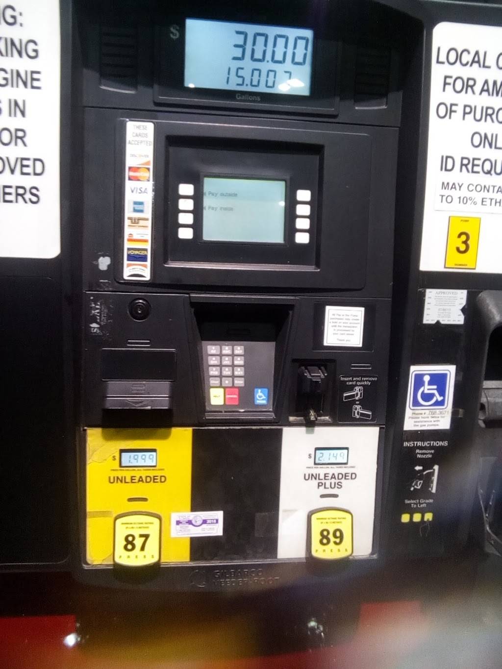 Caseys |  | 925 E Main St, Moweaqua, IL 62550, USA | 2177683666 OR +1 217-768-3666