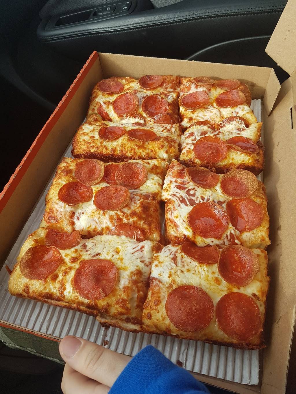 Little Caesars Pizza | meal takeaway | 2273 Rymal Rd E, Stoney Creek, ON L8J 2V8, Canada | 9055615454 OR +1 905-561-5454
