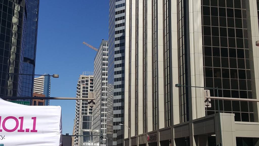 Jimmy Johns | meal delivery | 110 16th St Mall #100, Denver, CO 80202, USA | 3036235050 OR +1 303-623-5050