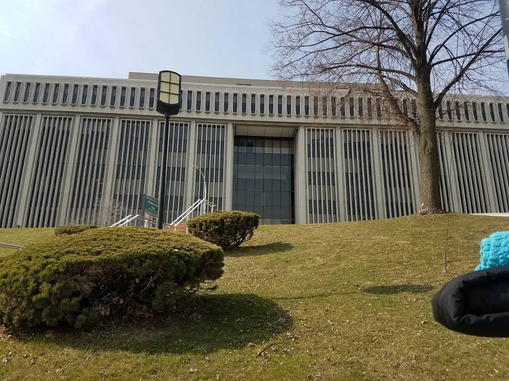 Subway | restaurant | 75 N Main St #100, Mt Clemens, MI 48043, USA | 5864934800 OR +1 586-493-4800